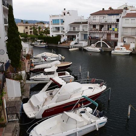 Apartamento Con Bonitas Vistas Al Canal Ref 337 Empuriabrava Esterno foto